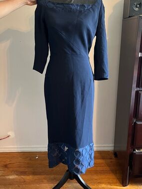 Roland Mouret Elegant Navy Off-Shoulder Sheath Dress